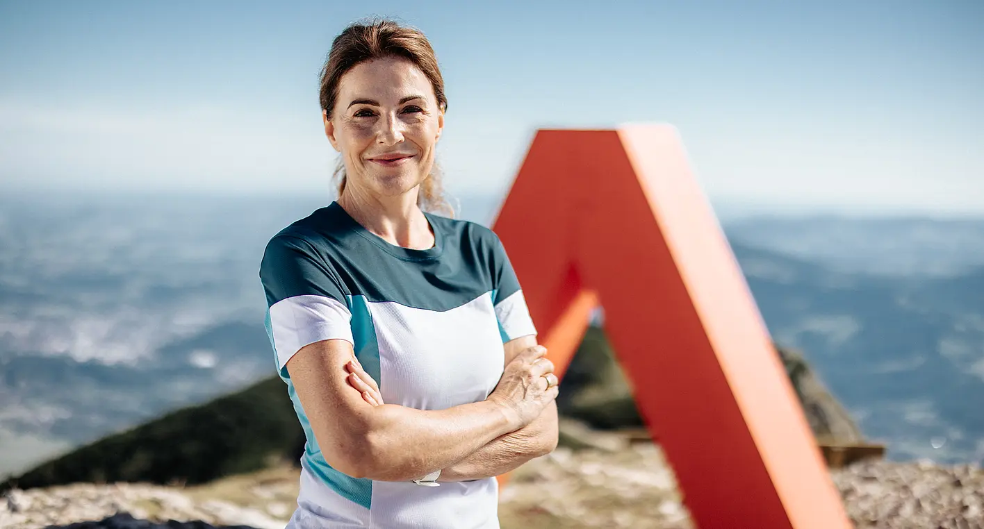 ABA portrait with hike backdrop 